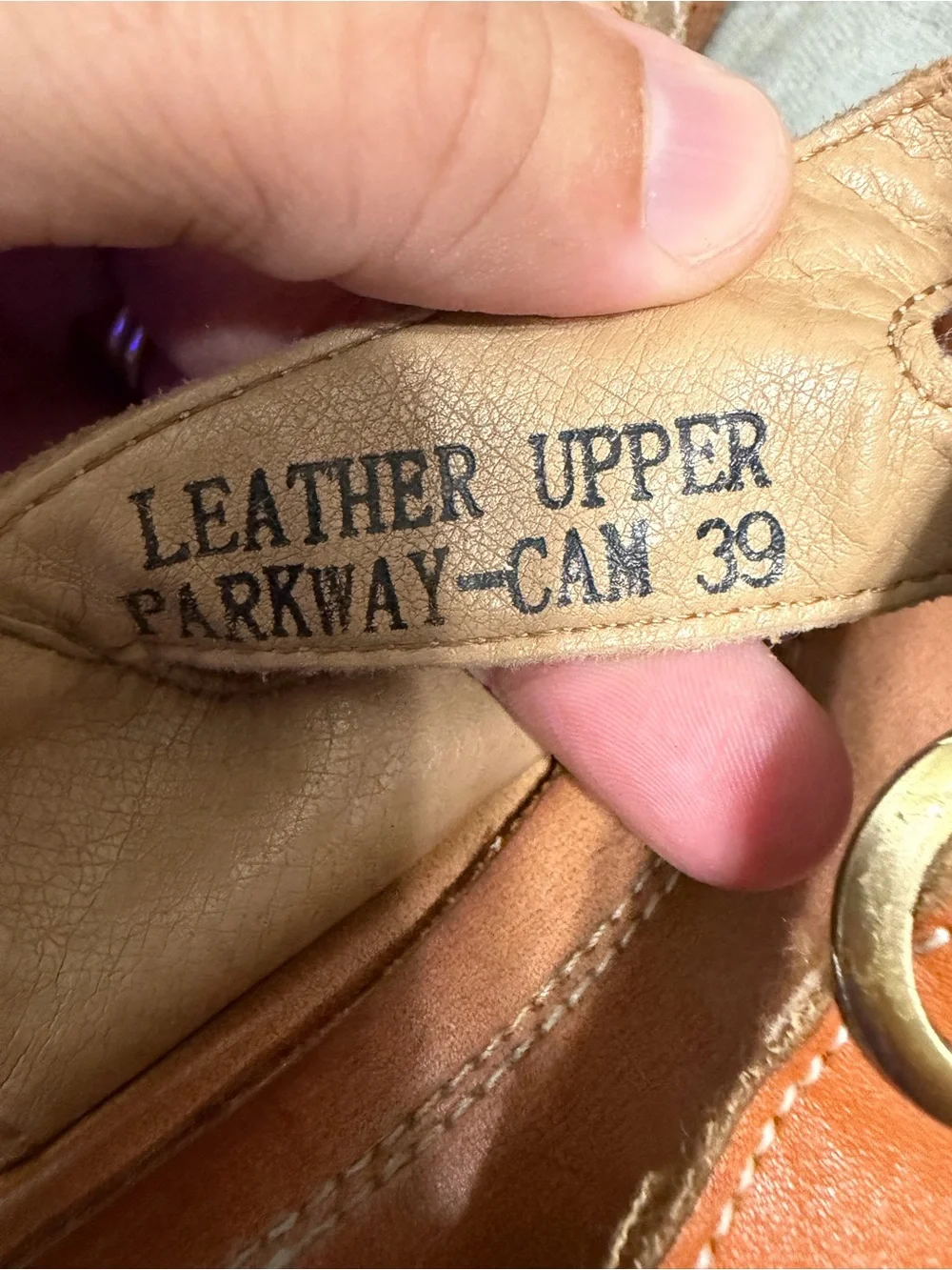 L’Artiste by Spring Step Parkway tan leather wedge Mary Jane’s size 39/9